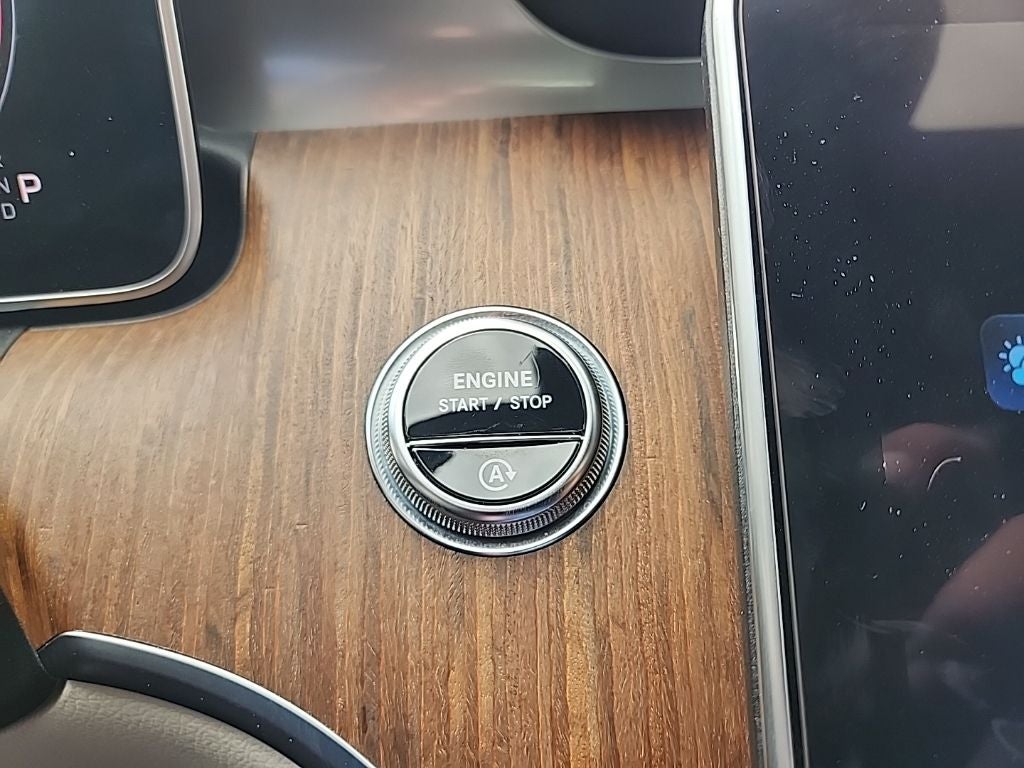 2024 Mercedes-Benz C 300 C 300