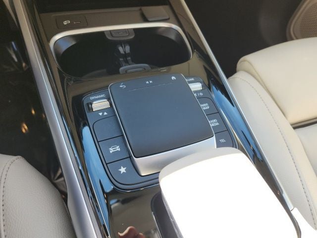 2022 Mercedes-Benz GLB 250 GLB 250 4MATIC®