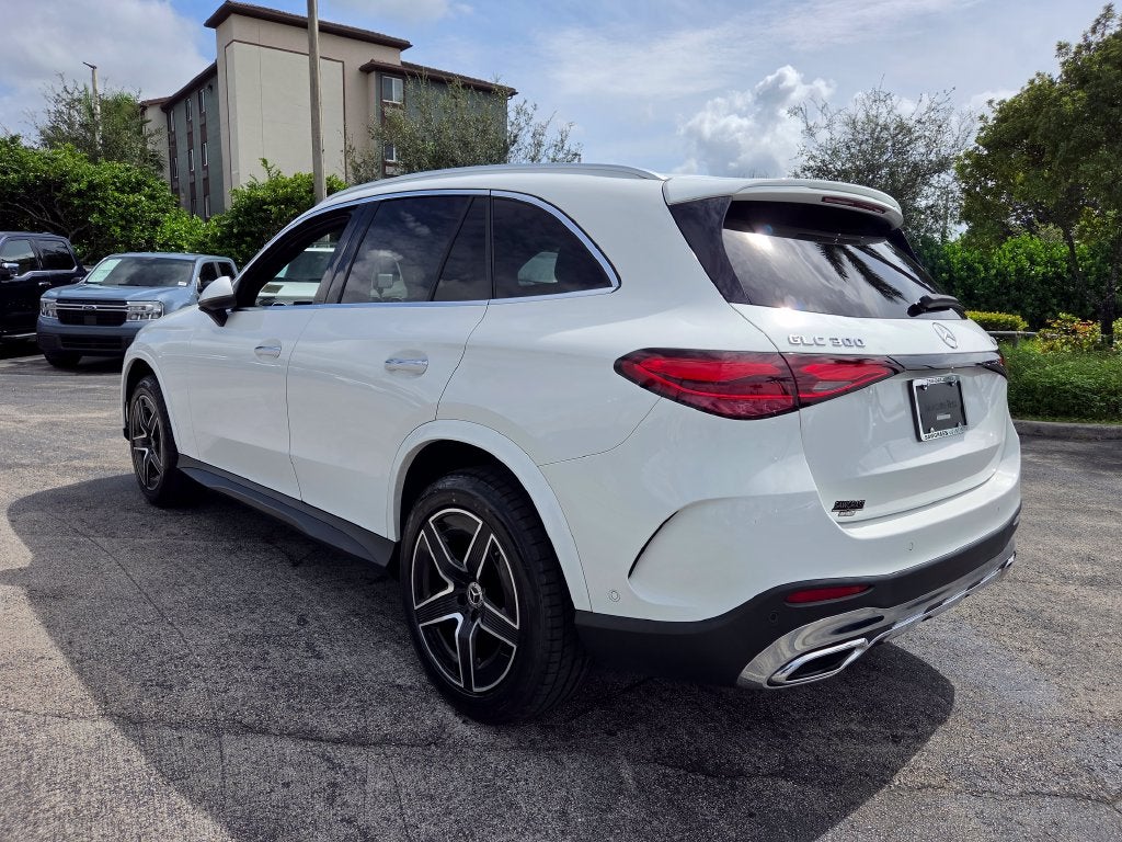 2023 Mercedes-Benz GLC 300 GLC 300