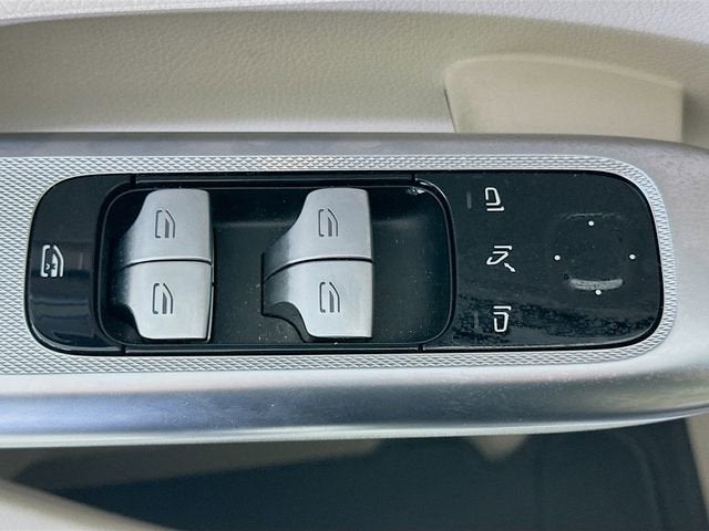 2023 Mercedes-Benz GLC GLC 300