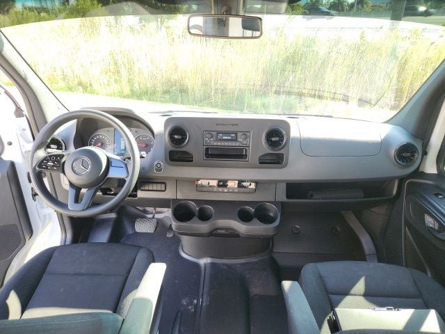 2024 Mercedes-Benz Sprinter Crew Van Crew 170 WB High Roof