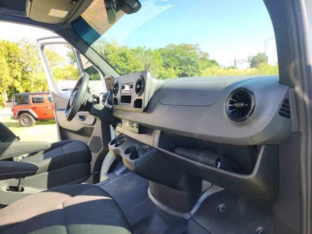 2024 Mercedes-Benz Sprinter Crew Van Crew 170 WB High Roof