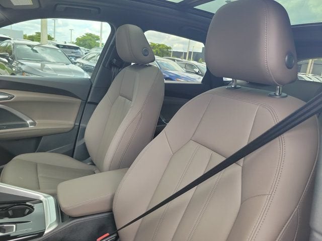 2025 Audi Q5 2.0T Premium