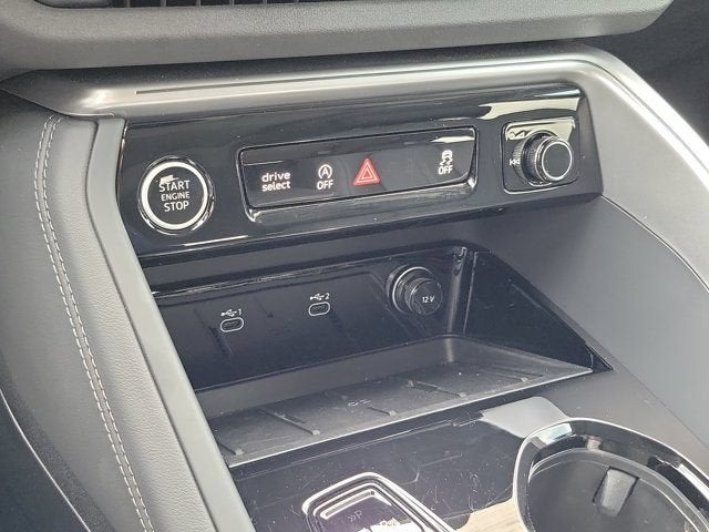 2025 Audi Q5 2.0T Premium