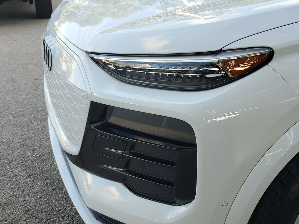 2025 Audi Q6 e-tron Premium Plus