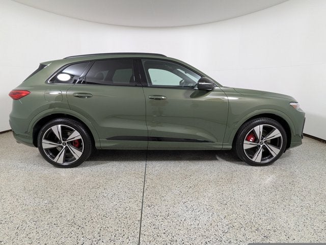 2025 Audi SQ5 Premium Plus 3.0 TFSI quattro