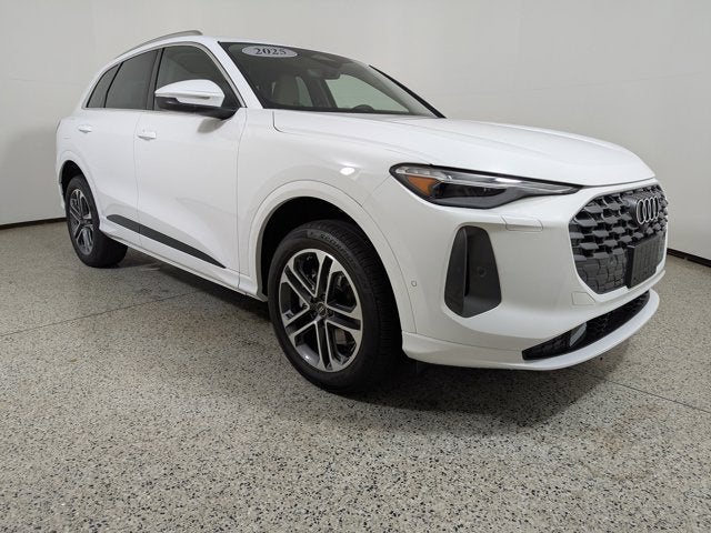 2025 Audi Q5 Premium Plus 2.0 TFSI quattro