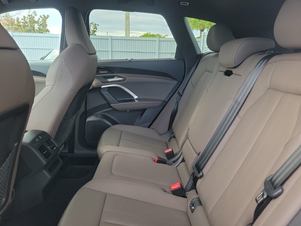 2025 Audi Q5 2.0T Premium Plus quattro