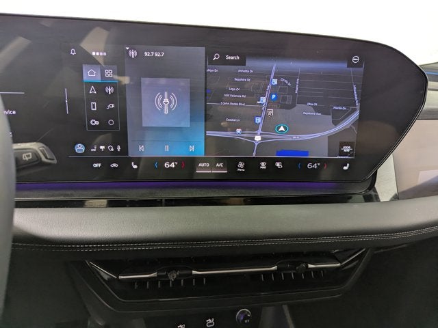 2025 Audi Q6 e-tron Prestige quattro