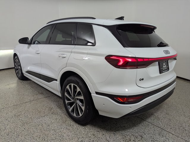 2025 Audi Q6 e-tron Prestige quattro