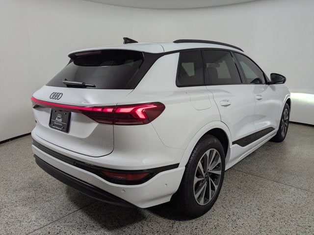 2025 Audi Q6 e-tron Prestige quattro