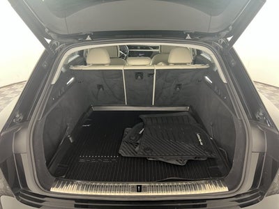 2024 Audi Q8 e-tron Premium Plus