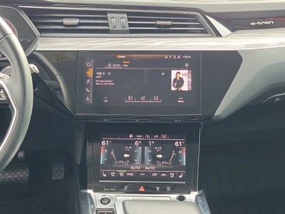 2024 Audi Q8 e-tron Premium Plus quattro