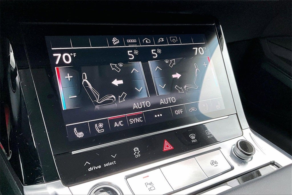 2024 Audi Q8 e-tron Premium Plus quattro