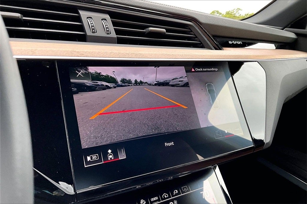 2024 Audi Q8 e-tron Premium Plus quattro