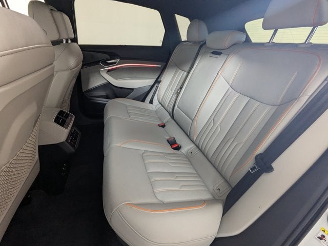 2024 Audi Q8 e-tron Prestige quattro