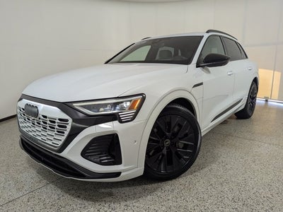2024 Audi Q8 e-tron Prestige quattro