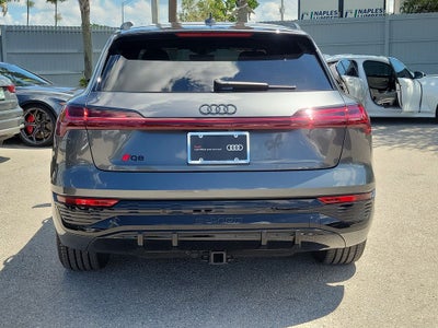 2024 Audi Q8 e-tron Prestige quattro