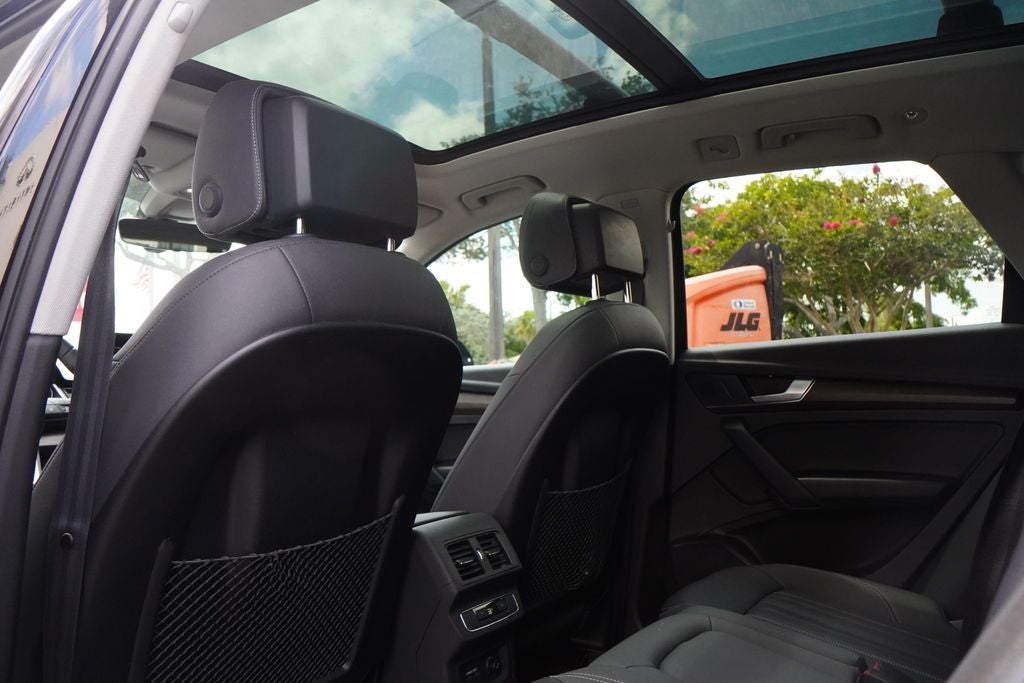 2023 Audi Q5 40 Premium quattro