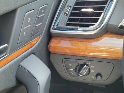 2023 Audi Q5 40 Premium