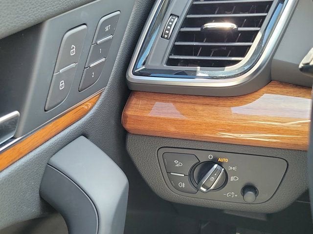 2023 Audi Q5 40 Premium