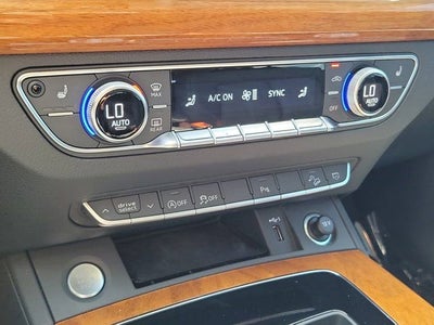 2023 Audi Q5 40 Premium