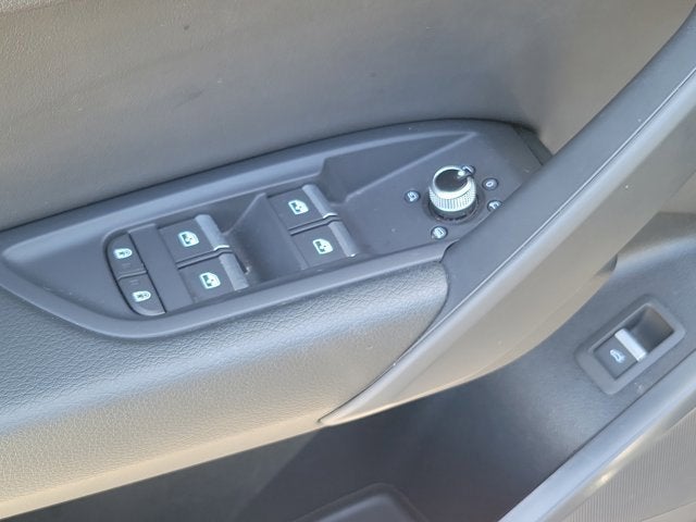 2023 Audi Q5 40 Premium