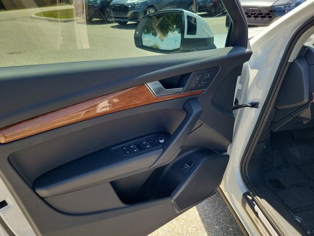 2023 Audi Q5 40 Premium