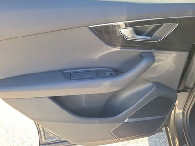 2025 Audi Q7 45 Premium