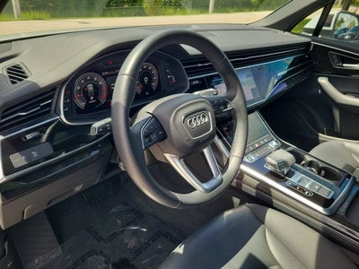 2023 Audi Q7 45 Premium