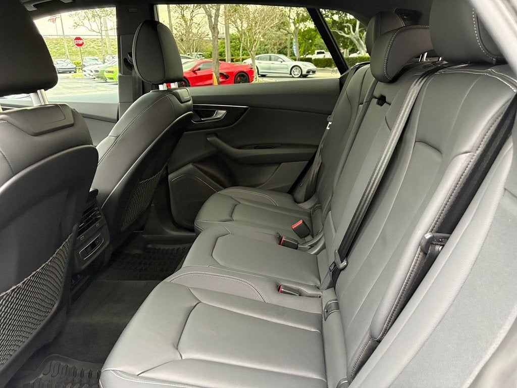 2023 Audi Q8 55 Premium quattro