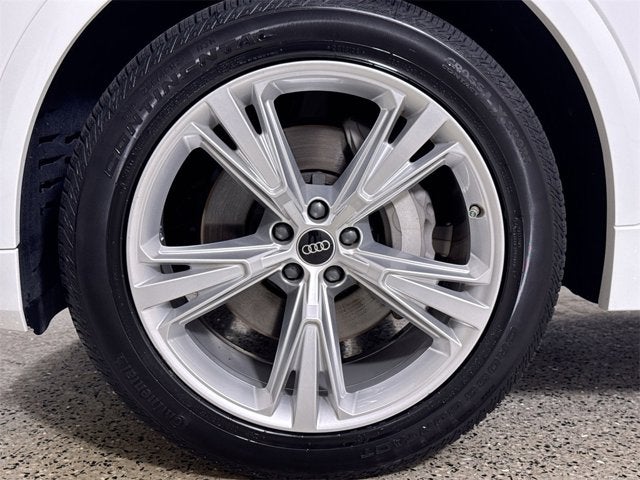 2023 Audi Q8 Premium