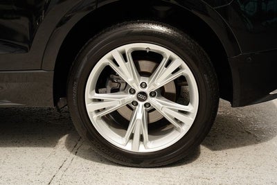 2023 Audi Q8 55 Premium quattro