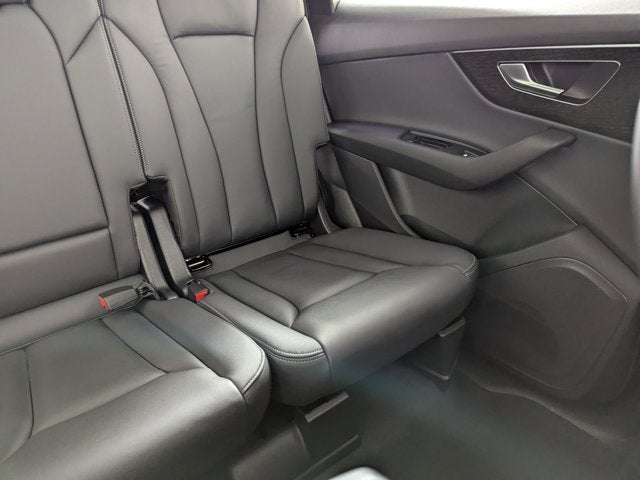 2025 Audi Q7 Premium 55 TFSI quattro