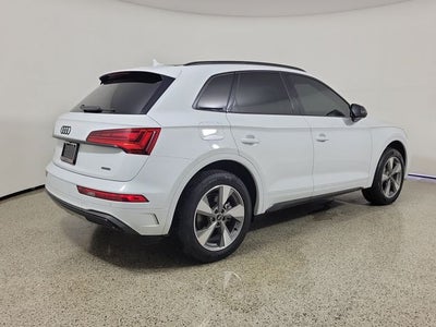 2023 Audi Q5 40 Premium Plus quattro