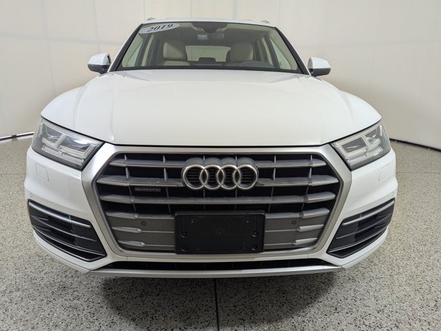 2019 Audi Q5 Premium Plus 45 TFSI quattro