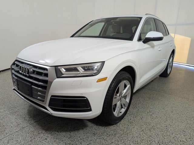 2019 Audi Q5 Premium Plus 45 TFSI quattro