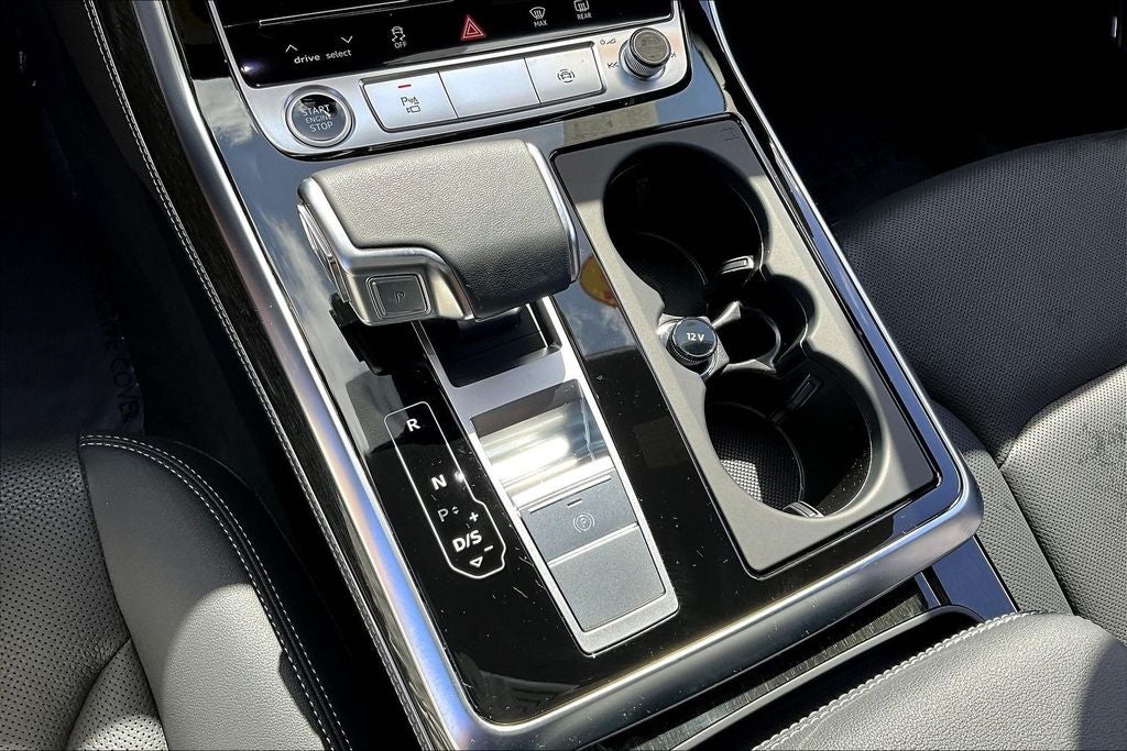 2025 Audi Q8 55 Premium Plus quattro
