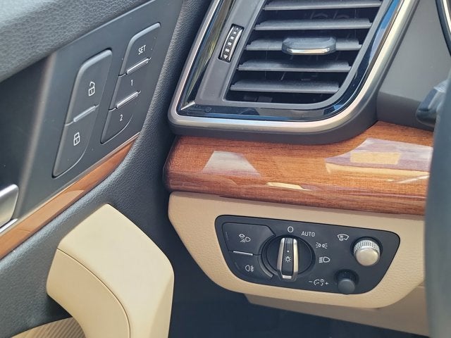 2021 Audi Q5 45 Prestige