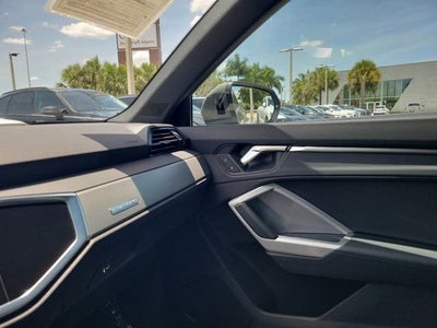 2024 Audi Q3 Premium