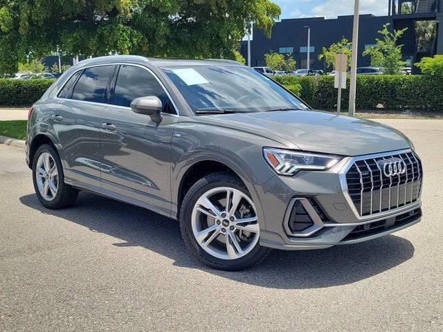 2024 Audi Q3 Premium