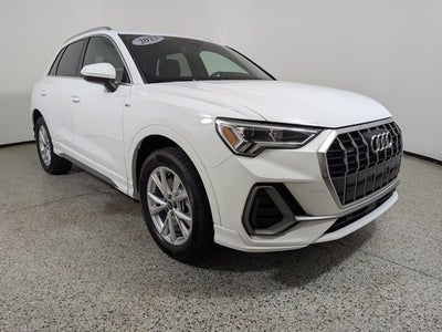 2023 Audi Q3 S line Premium 45 TFSI quattro