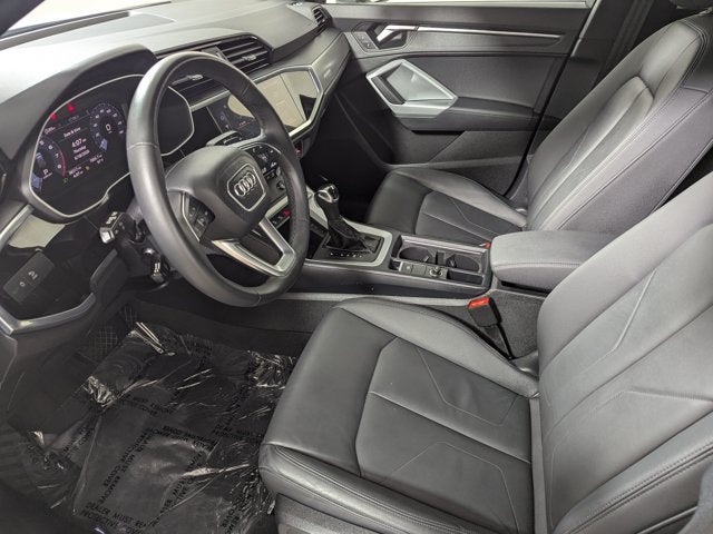 2023 Audi Q3 S line Premium 45 TFSI quattro