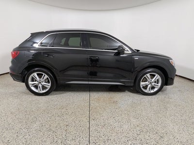 2023 Audi Q3 S line Premium 45 TFSI quattro
