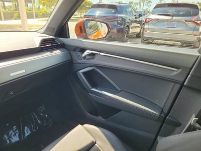 2025 Audi Q3 Premium