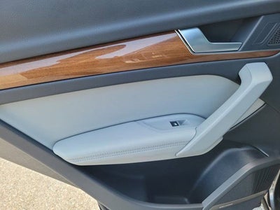 2024 Audi Q5 e 55 Premium Plus