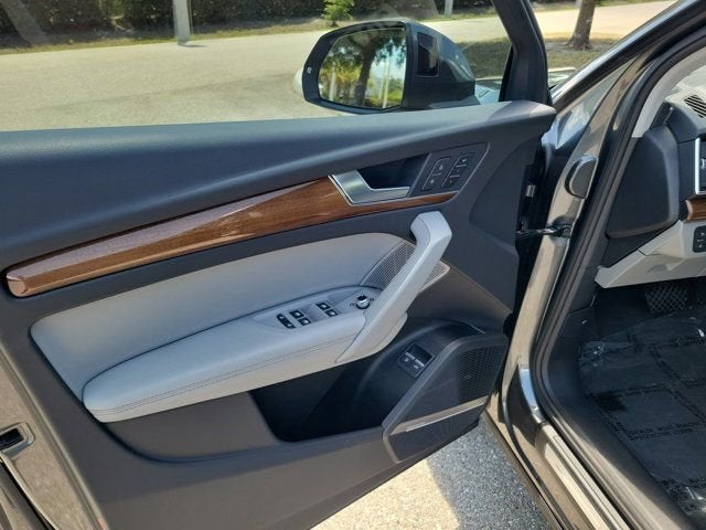 2024 Audi Q5 e 55 Premium Plus