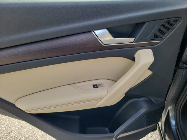 2022 Audi Q5 45 S line Premium Plus