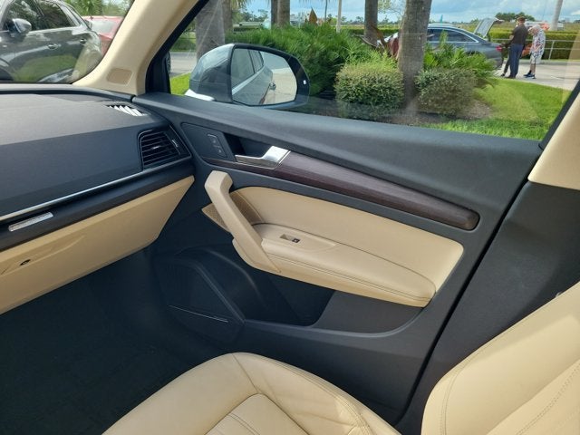 2022 Audi Q5 45 S line Premium Plus
