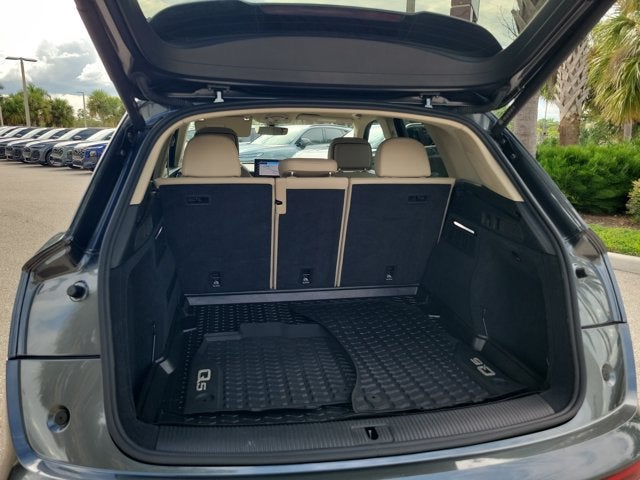 2022 Audi Q5 45 S line Premium Plus